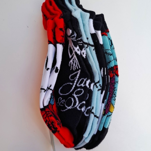 NWT Nightmare Before Christmas Socks Set 5 Pairs Jack Sally Disney - Picture 3 of 6